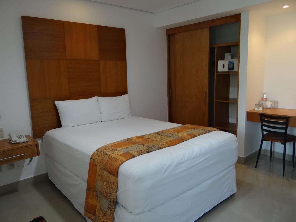 Hotel Suites Gaby Cancun Luaran gambar